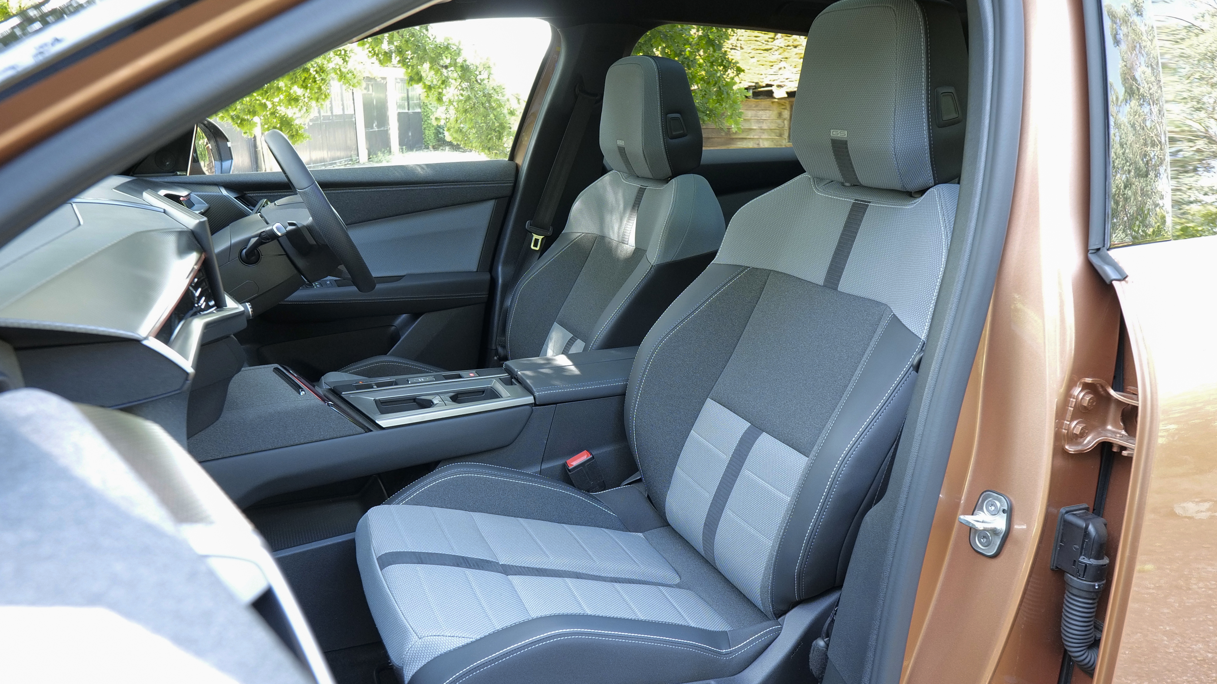 VAUXHALL GRANDLAND HATCHBACK 1.6 Plug-in Hb 225 GS [Intelli-LED] 5dr e-DCS7[NI]